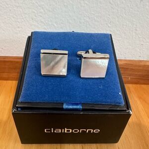 claiborne mother of pearl cuff links new in box